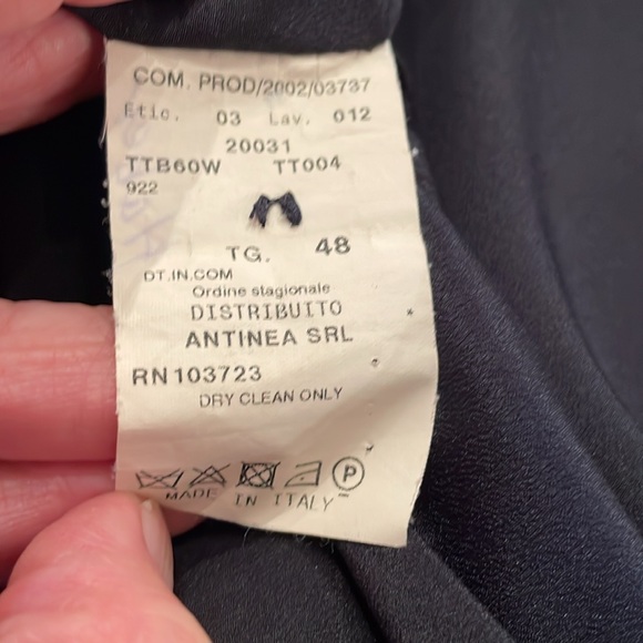 Armani collections black jacket size 14 - Picture 5 of 7